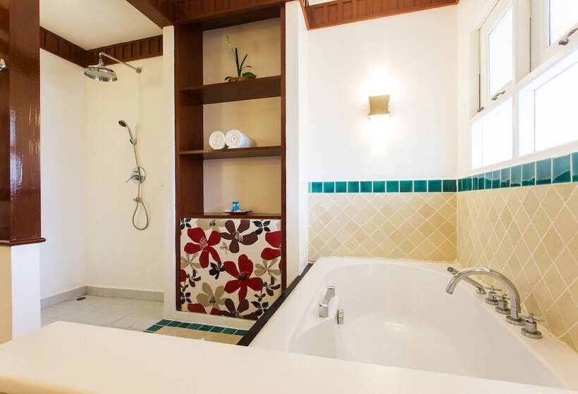 디럭스 룸, Samui Buri Beach Resort