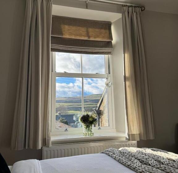 Номер Стандарт, The Hill B&b