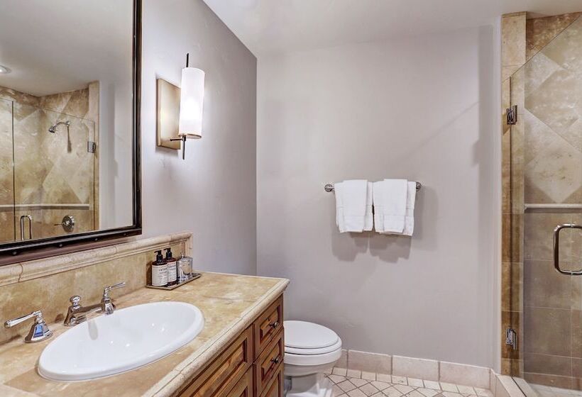 Apartament 4 Sypialnie, The Arrabelle At Vail Square, A Rockresort