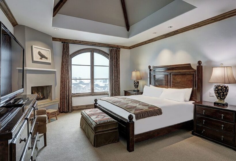 2 Bedroom Premium Apartment, The Arrabelle At Vail Square, A Rockresort