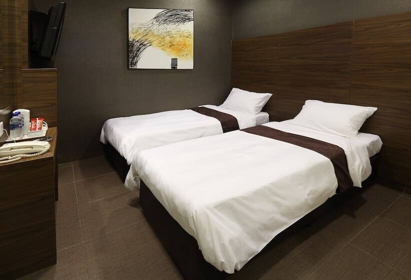 اتاق سوپریور, Value Hotel Thomson