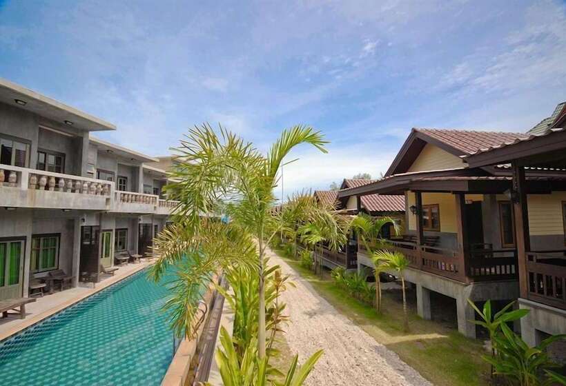 Бунгало Superior, See Through Resort Haad Yao