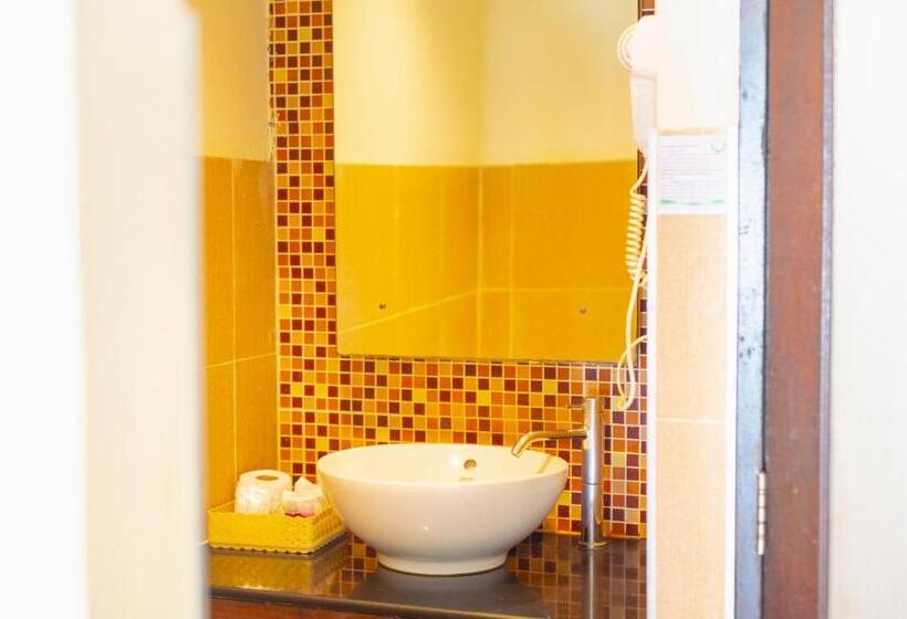 اتاق استاندارد با چشم‌انداز دریا, Siam Beach Resort