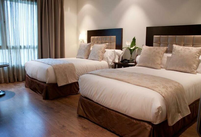 Habitación Ejecutiva, Crowne Plaza Madrid Airport