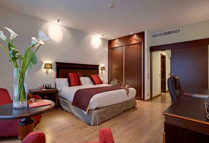 Habitación Estándar Cama King, Crowne Plaza Madrid Airport
