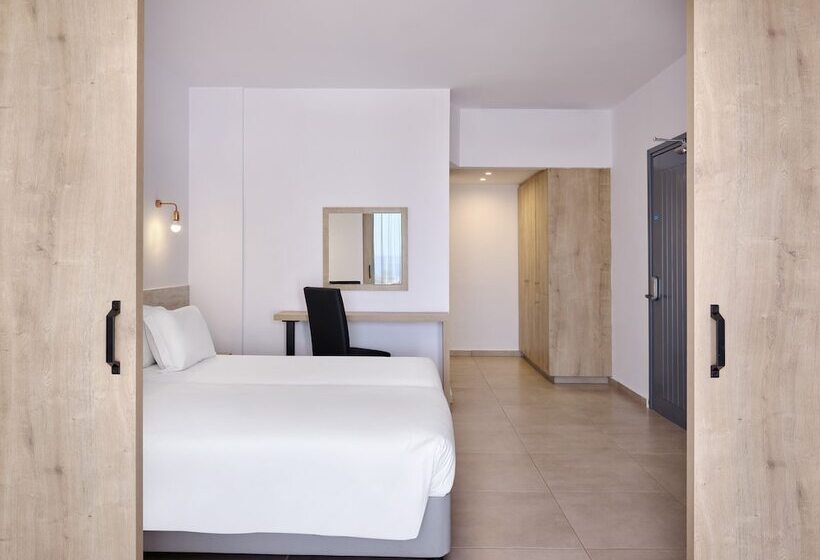 Семейный Номер Боковой Вид на Море, Atlantica Panthea Resort