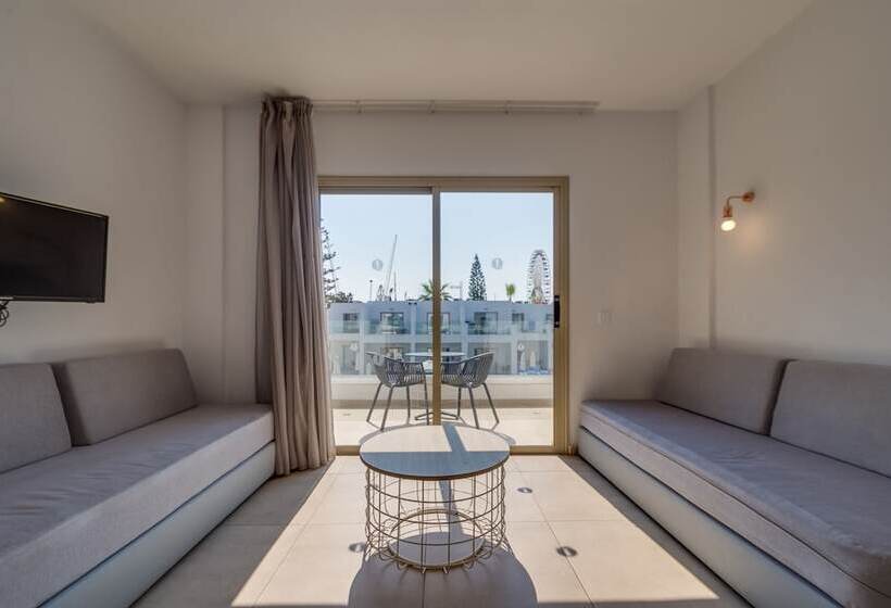 Семейный Номер Вид на Море, Atlantica Panthea Resort
