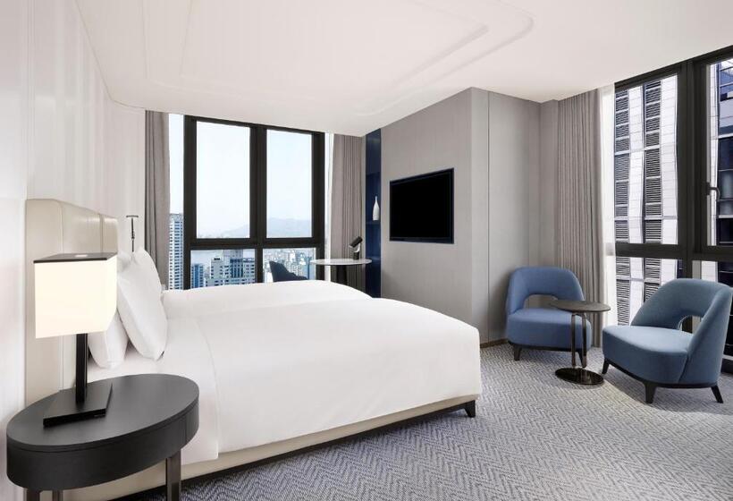 Номер Deluxe, Sofitel Ambassador Seoul Hotel & Serviced Residences