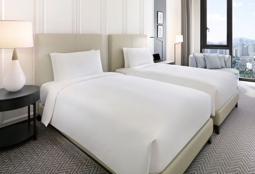 Номер Deluxe Вид на Озеро, Sofitel Ambassador Seoul Hotel & Serviced Residences