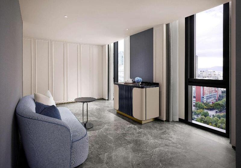 Номер Клуб Кровать Кинг, Sofitel Ambassador Seoul Hotel & Serviced Residences