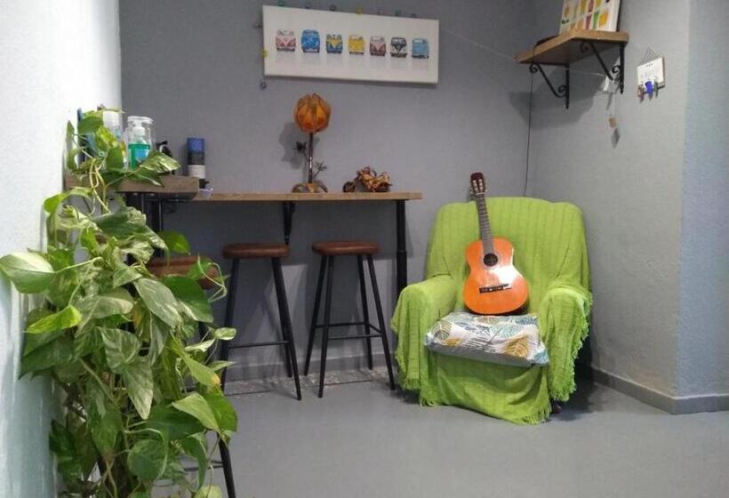 اتاق استاندارد با سرویس بهداشتی مشترک, La Pita Beach House