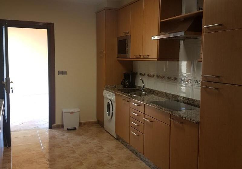 プールビューの２ベッドルームアパート, Aparthotel Atlántico Resort