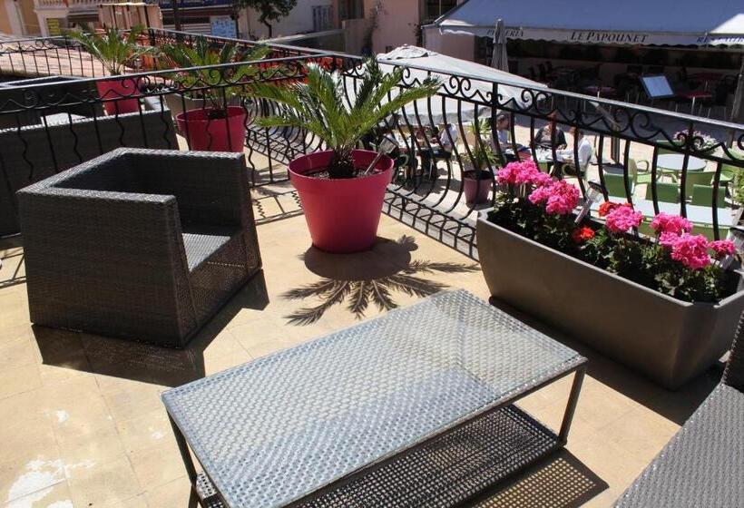 Номер Стандарт с Террасой, Hôtel De La Corniche D'or