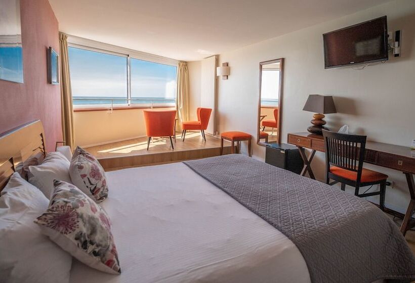 Номер Комфорт Вид на Море, Logis Hotel   La Petite Rade