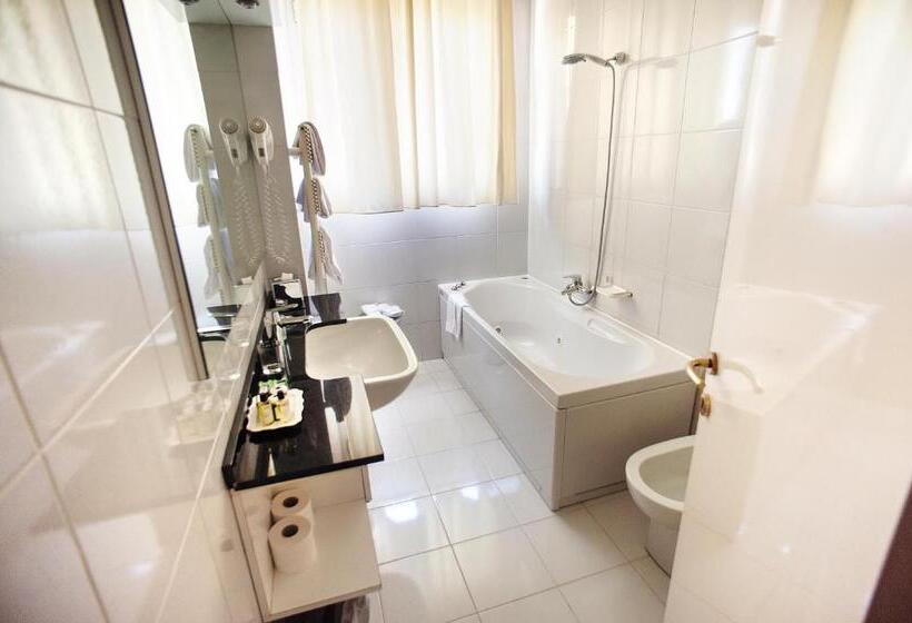 اتاق کلاسیک, Grand Hotel Passetto