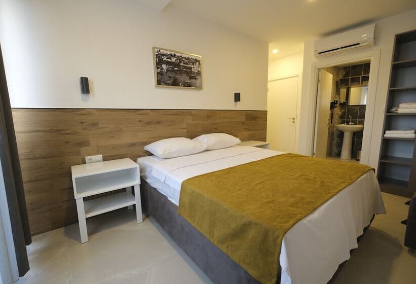 اتاق استاندارد, Tut