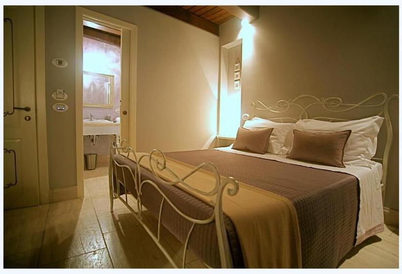 キングサイズベッドのスタンダードルーム, B&b San Nicolò