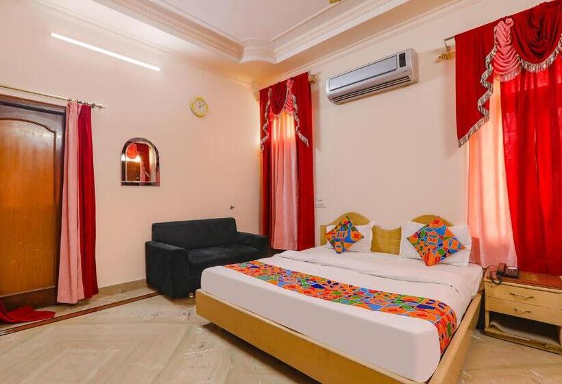 سوییت, Fabhotel Raka Inn