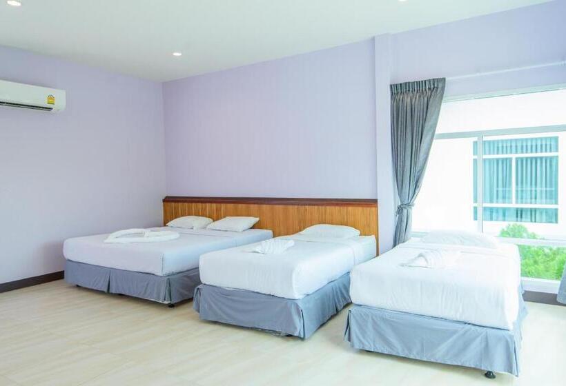 园景标准四人间, จวรีน ลอร์ด รีสอร์ท แอนด์ โฮเทล   Javarine Lord Resort&