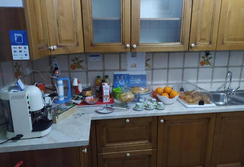 חדר סטנדרט לשלושה, B&b Le Gorgonie