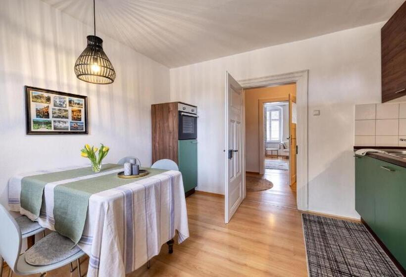Апартаменты 2 Спальни, Gutsverwaltung Schloss Eyrichshof