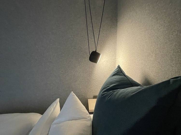 Номер Superior, Falkenturm