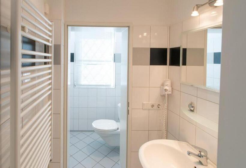 Habitación Triple Estándar, Goethe Hotel Messe By Trip Inn