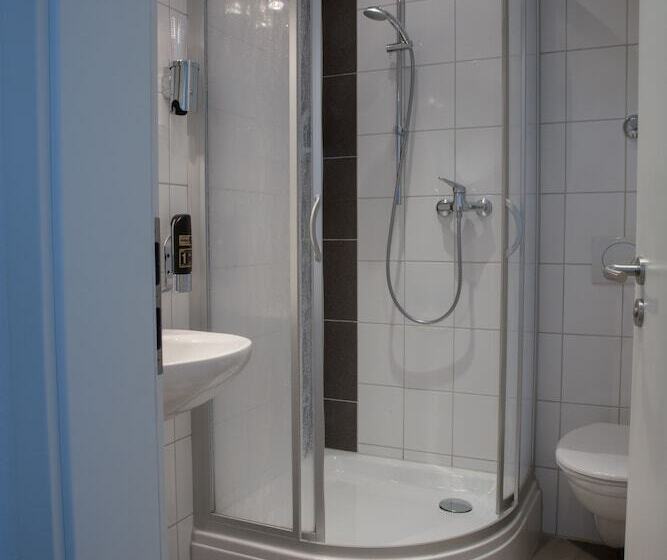 Habitación Triple Estándar, Goethe Hotel Messe By Trip Inn