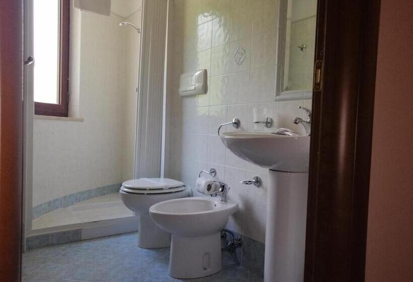 Четырехместный Номер Стандарт, B&b L'antico Borgo