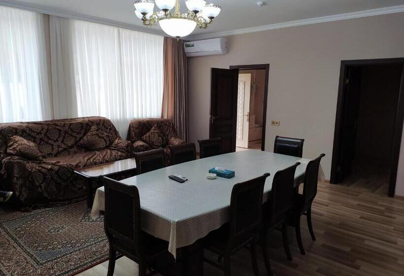 آپارتمان 3 خوابه, Gold Hotel Quba