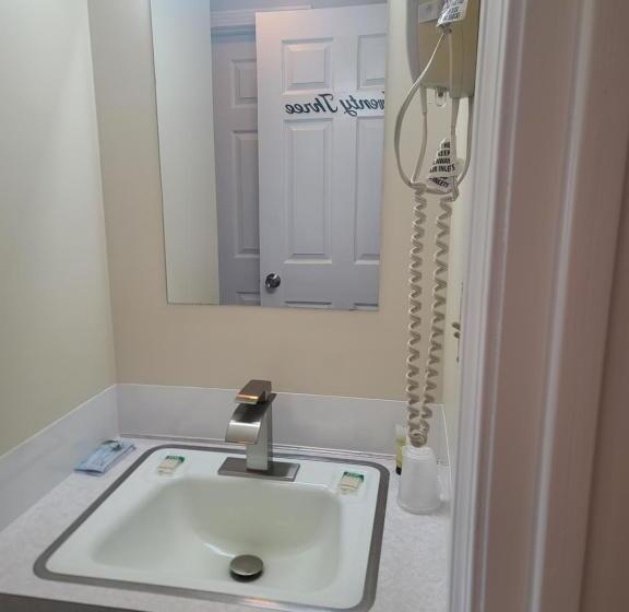 Номер Deluxe, Lake Shore Farm Inn