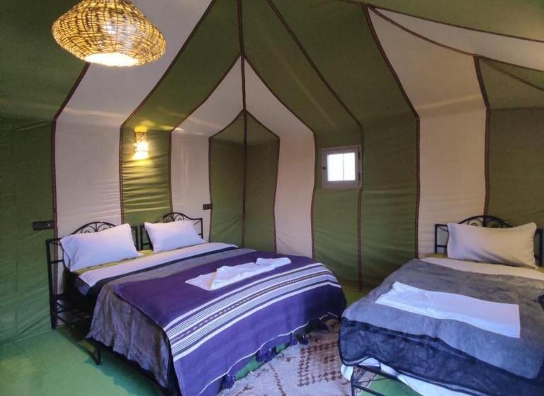 اتاق لوکس چهار تخته, Merzouga Family Luxury Camp