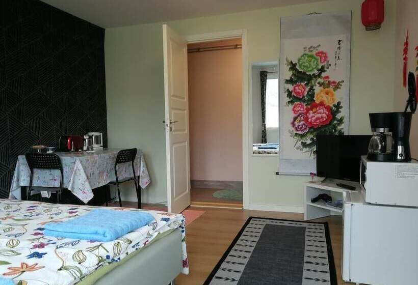 Номер Стандарт, Lin's B&b