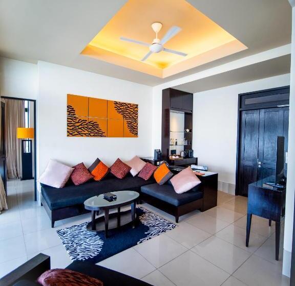 2 Bedroom Deluxe Villa with Pool, Angsana Velavaru   15 Percent Off On Return Sea Plane Transfers, Bookings & Stays Between 27 Dec 202