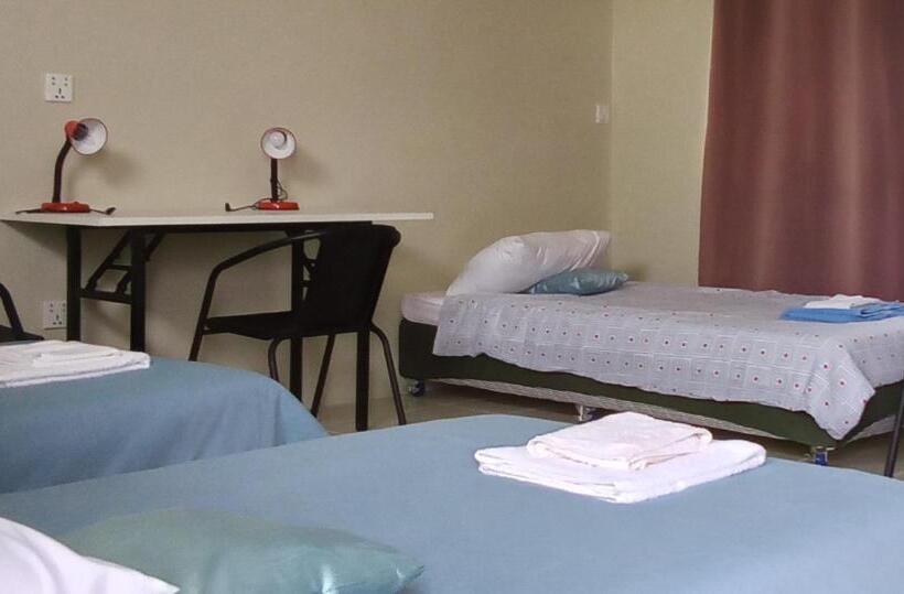 デラックストリプルルーム, Koh Ker Hotel And Restaurant