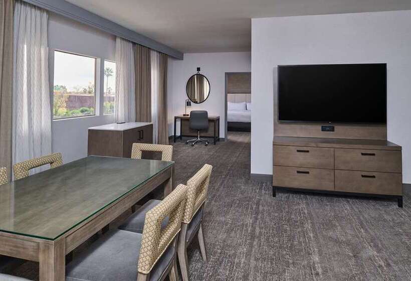 מיטת קינג בסוויטה, Embassy Suites By Hilton Destin Miramar Beach