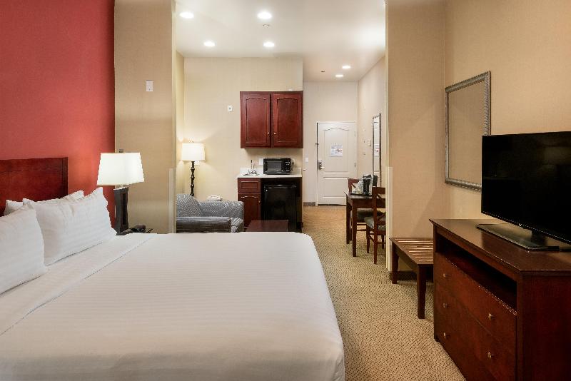 Люкс Кровать Кинг, Holiday Inn Express Hotel & Suites Los Angeles Airport Hawthorne, An Ihg