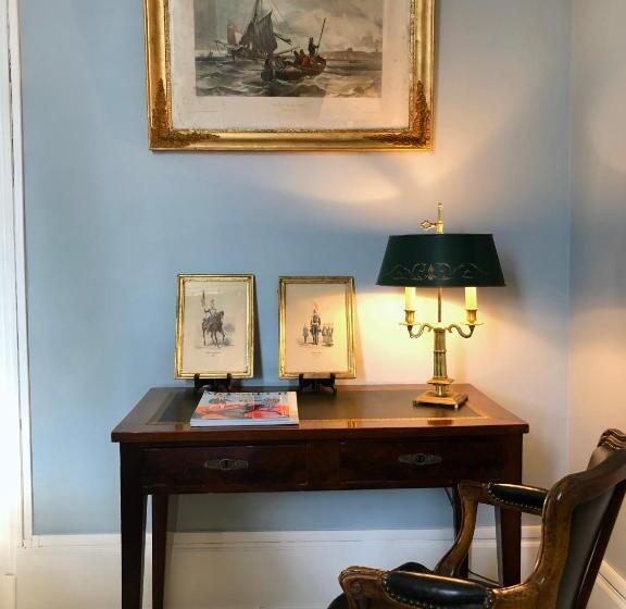 Номер Deluxe, Manoir De La Croix Saint Louis Luxury Guest House