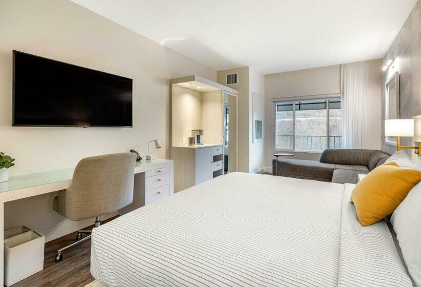 Стандартный Номер Кровать Кинг, Cambria Hotel Calabasas   Malibu