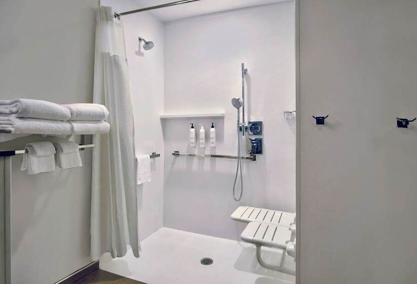Люкс, Fairfield By Marriott Inn & Suites Cincinnati North West Chester