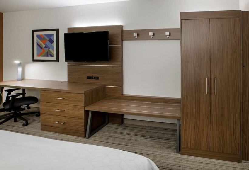 스위트, Holiday Inn Express Hotel & Suites Atascadero, An Ihg