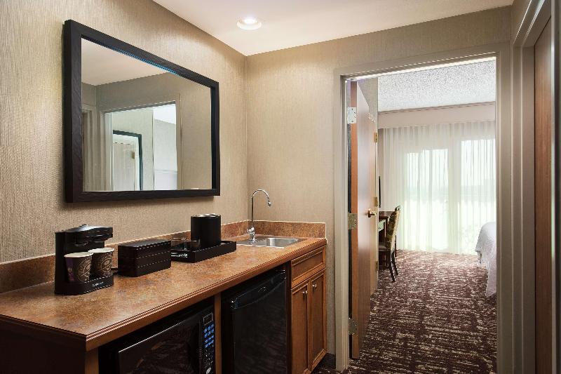 Люкс Кровать Кинг, Embassy Suites By Hilton Dallas Frisco Hotel & Convention Center