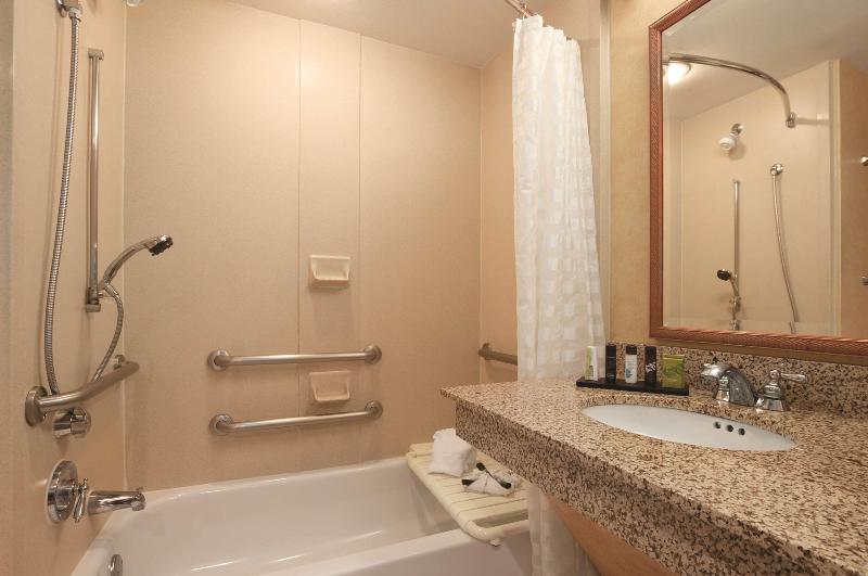 Люкс Премиум, Embassy Suites By Hilton Dallas Frisco Hotel & Convention Center