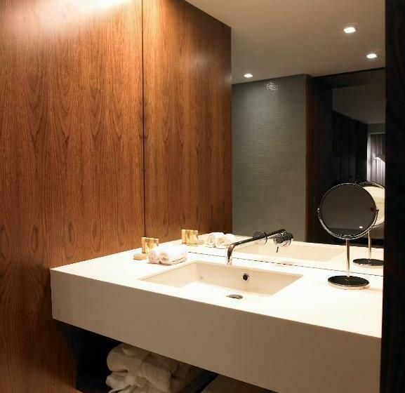 Suite Senior, Altis Prime