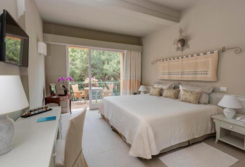 غرفة سوبيريور عائلية, Forte Village Resort  Il Castello