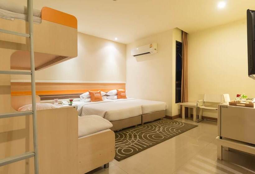 اتاق خانوادگی, Imm Hotel Thaphae Chiang Mai