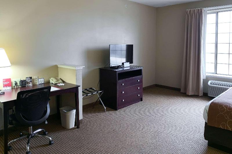 Люкс, Comfort Suites Roanoke   Fort Worth North