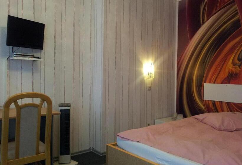スタンダードシングルルーム, Am Hallenbad Hotel Garni