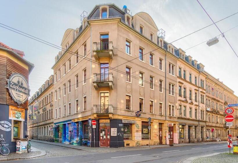Кровать в Общей Комнате, Hostel Lollis Homestay Dresden