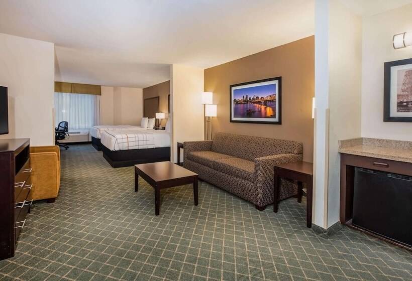 Люкс Адаптированный для Инвалидов, La Quinta By Wyndham Portland Airport